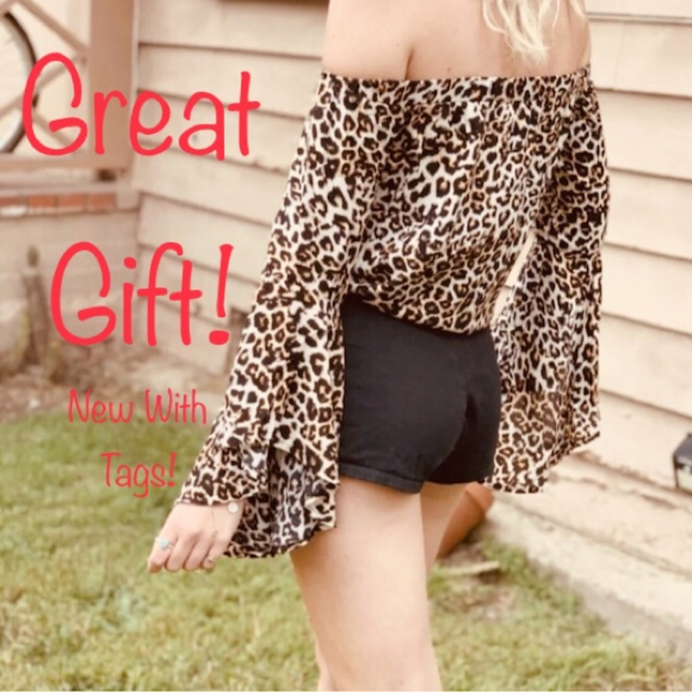 NWT LF SEEK The Label Cheetah Print Blouse - Picture 1 of 5